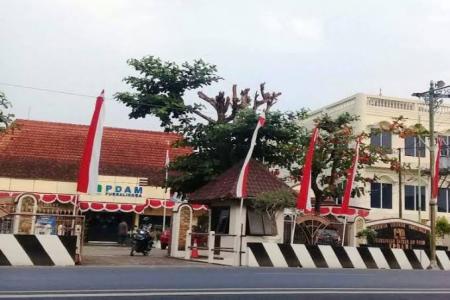 WARGA MENGELUH AIR PDAM TIDAK LANCAR BAGAIMANA TANGGUNG JAWAB PDAM 
