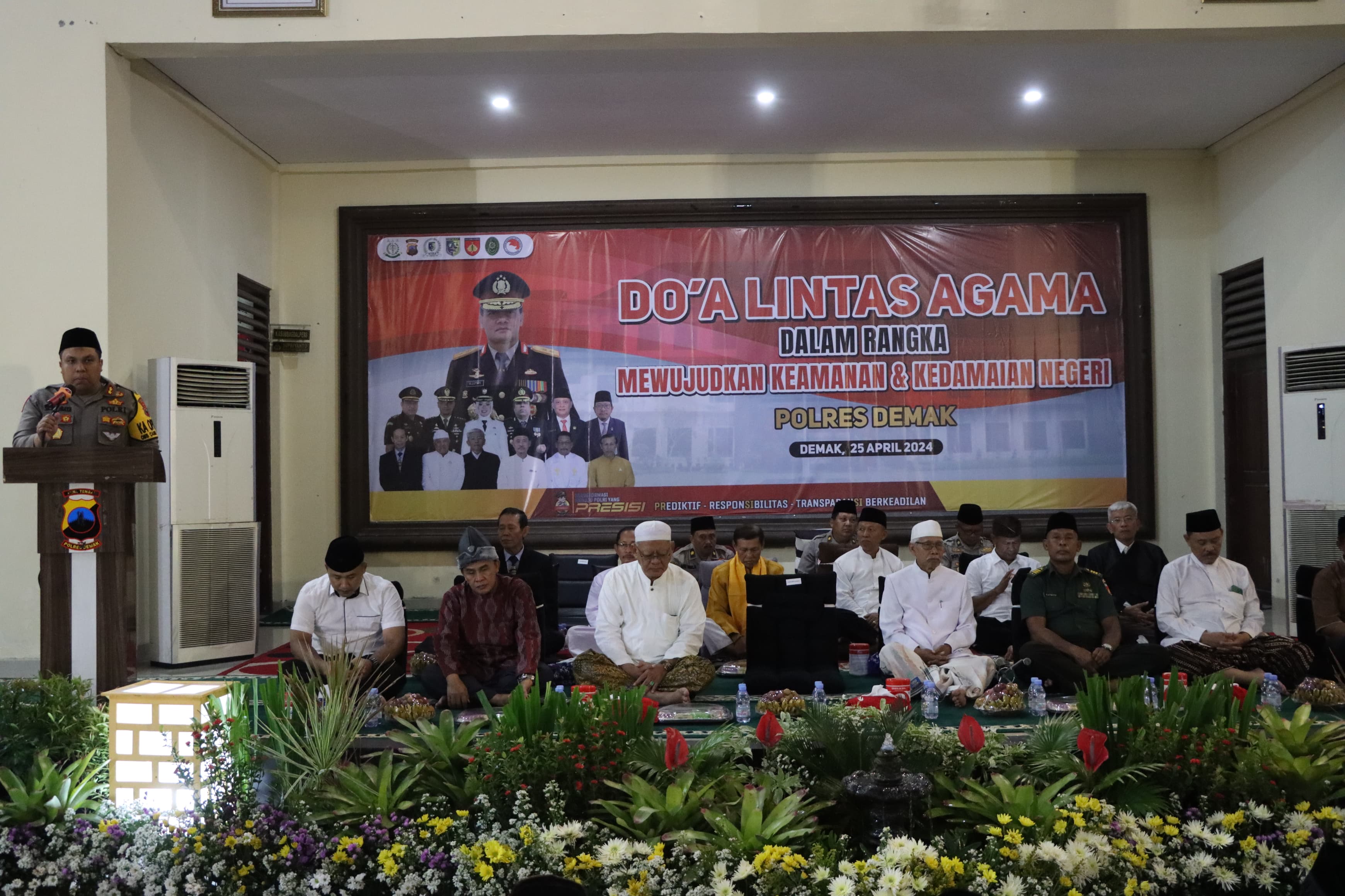 Polres Demak Gelar Do'a Bersama Mewujutkan Keamanan Dan Kedamaian Nege