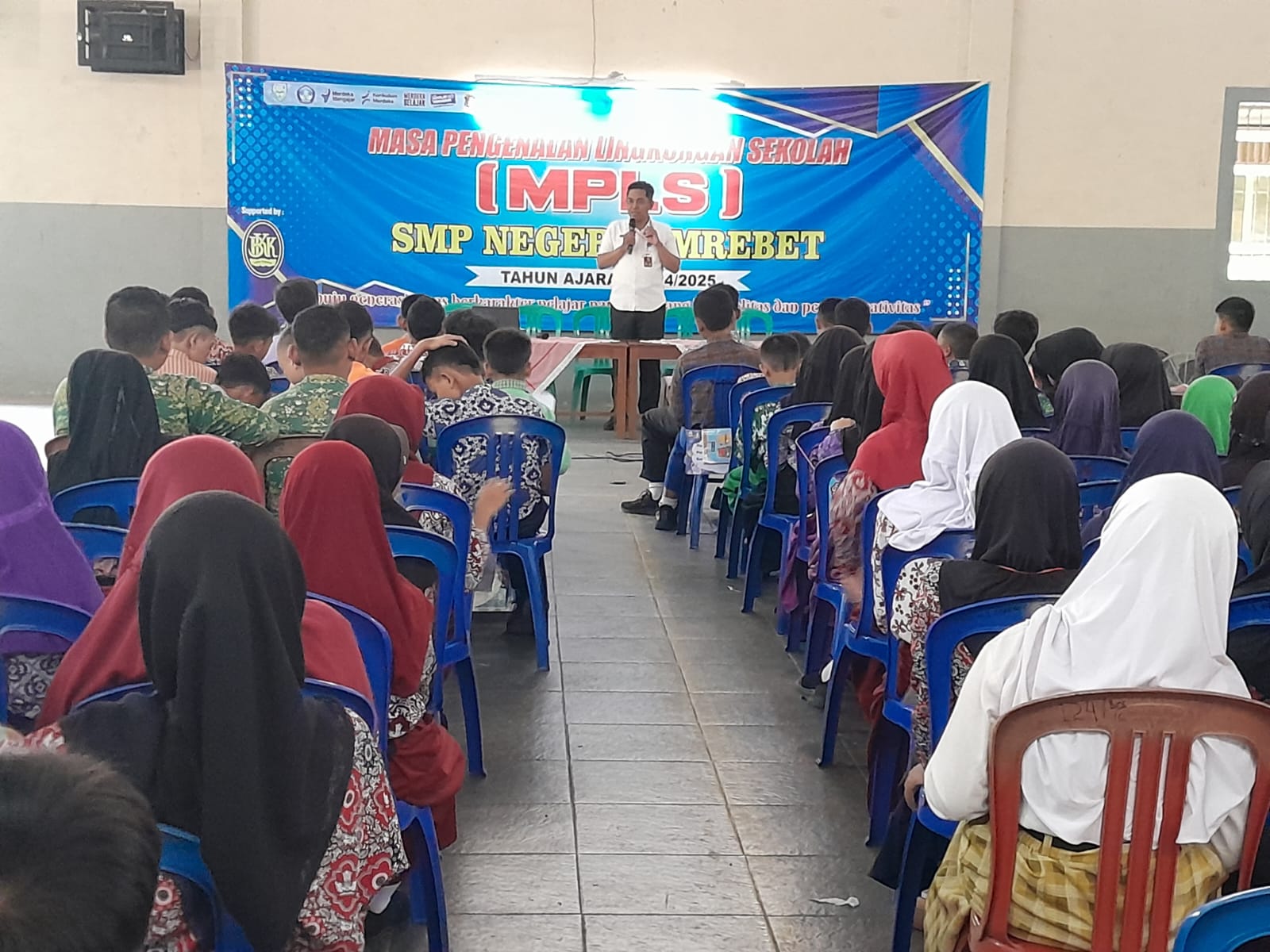 Menuju Generasi Emas: Mpls Smpn 1 Mrebet Tekankan Siswa Optimalkan Kre