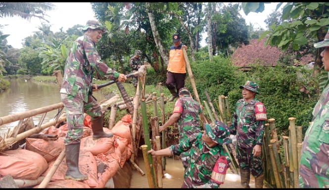 Tanggul Irigasi Btw Jebol, Kodim Purbalingga Lakukan Tanggap Darurat B