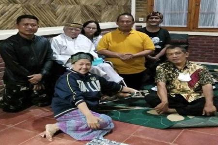ESETORIKA FORUM SPIRITUALITAS RESAH AKAN PUNAHNYA AGAMA ASLI NUSANTARA