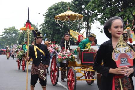 Meriahkan Hari Jadi ke454 Kabupaten Banyumas Menggelar Tradisi Kirab P