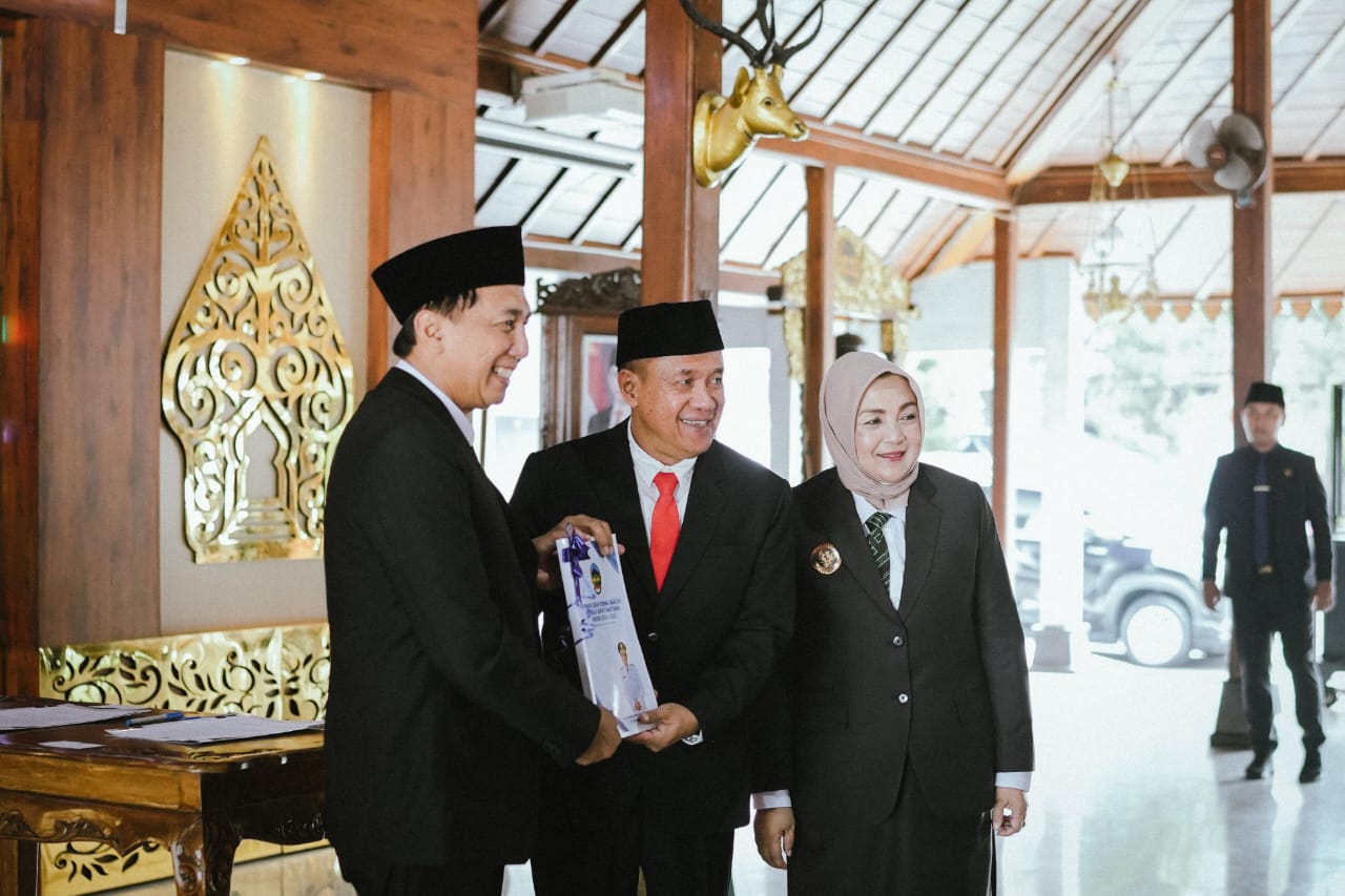 Serah Terima Jabatan Bupati Dan Wakil Bupati Banyumas