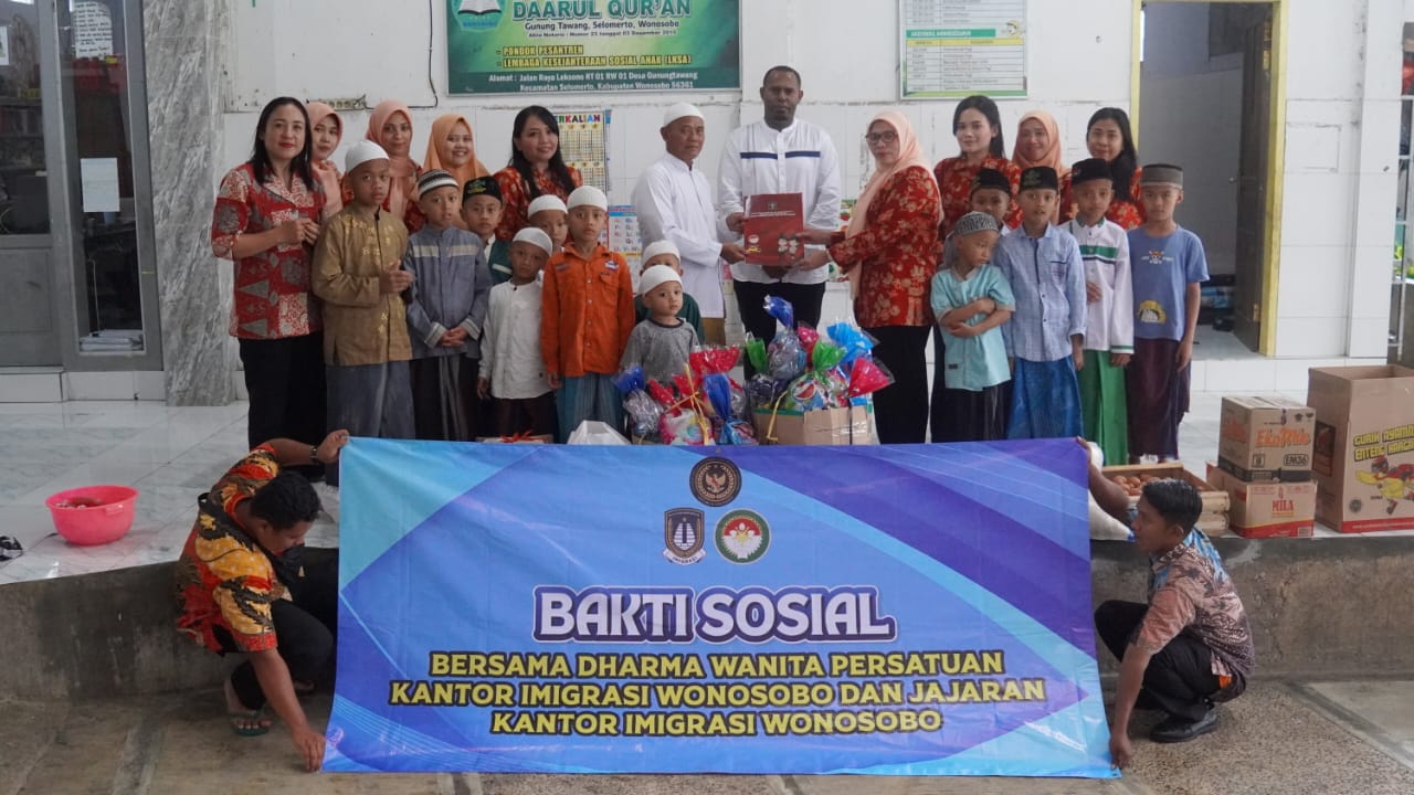 Kantor Imigrasi Wonosobo Gelar Kegiatan Bakti Sosial Dan Siraman Rohan