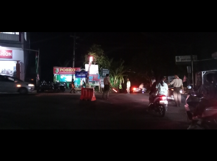 Situasi Arus Mudik Di Posko Mudik Banser Kecamatan Karangmoncol