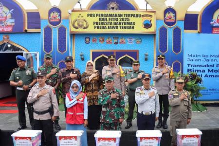 Kapolda Jateng Pantau Arus Mudik di Posko Alun alun Purwokerto