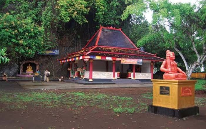 Penelusuran Wisata Religi Gunung Selok Dan Serandil Cilacap