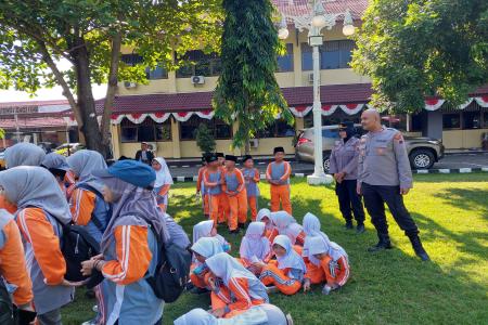 Polisi Sahabat Anak Membangun Generasi Muda yang Cinta Hukum