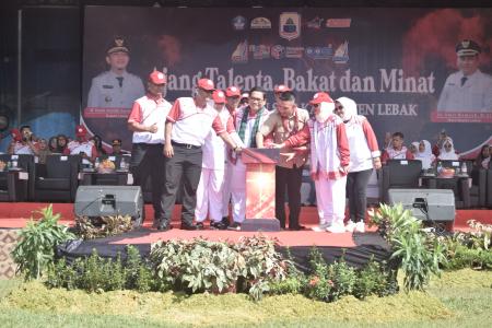 Bupati Lebak Membuka Kegiatan Olimpiade Olahraga Siswa Nasional O2SN D