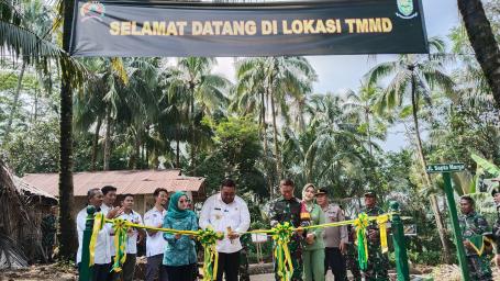 Dukung Akses Jalan Pertanian, Jalan Desa Ponjen Selesai Di Bangun
