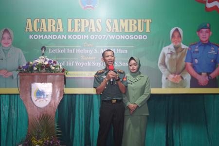 Haru Biru Iringi Perpisahan Letkol Inf Helmy dalam Lepas Sambut Dandim