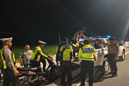 Polisi Gelar Patroli Balap Liar di Jalur Lintas Utara Lamongan 9 Motor