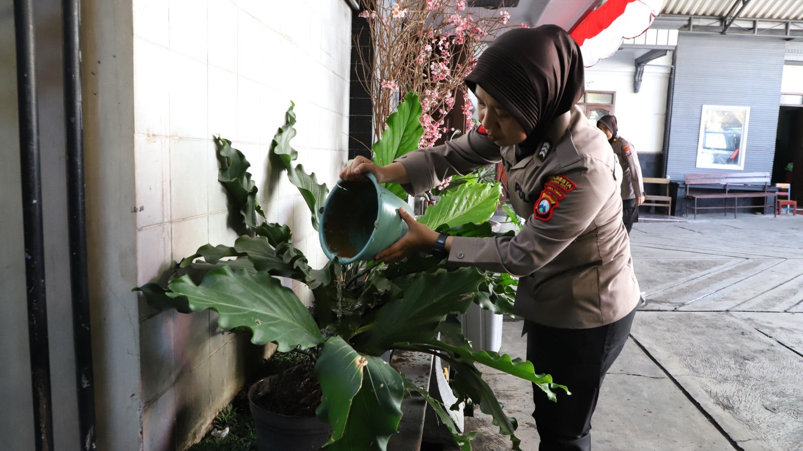 Sambut Hut Ke 77, Polwan Polresta Malang Kota Gelar Bakti Religi Di Se