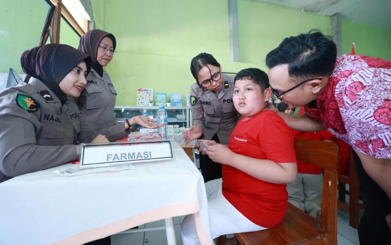 Sambut Hari Jadi Ke 77 Polwan Polda Jatim Gelar Bakti Kesehatan Di Yay