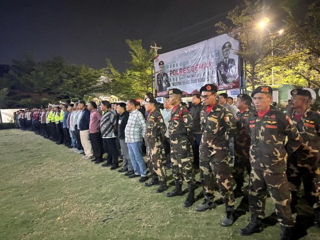Masyarakat Demak Prihatin Demo Ricuh Beri Dukungan Penuh Terhadap Polr