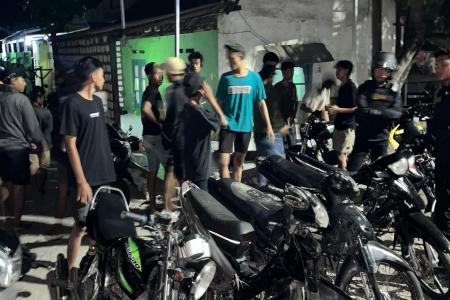 Respons Cepat Polres Gresik Enam Remaja Balap Liar Diamankan Sat Samap
