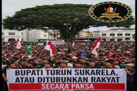 Ratusan Aksi Demo Turunkan Bupati Pati  Memanas 13 Agustus  