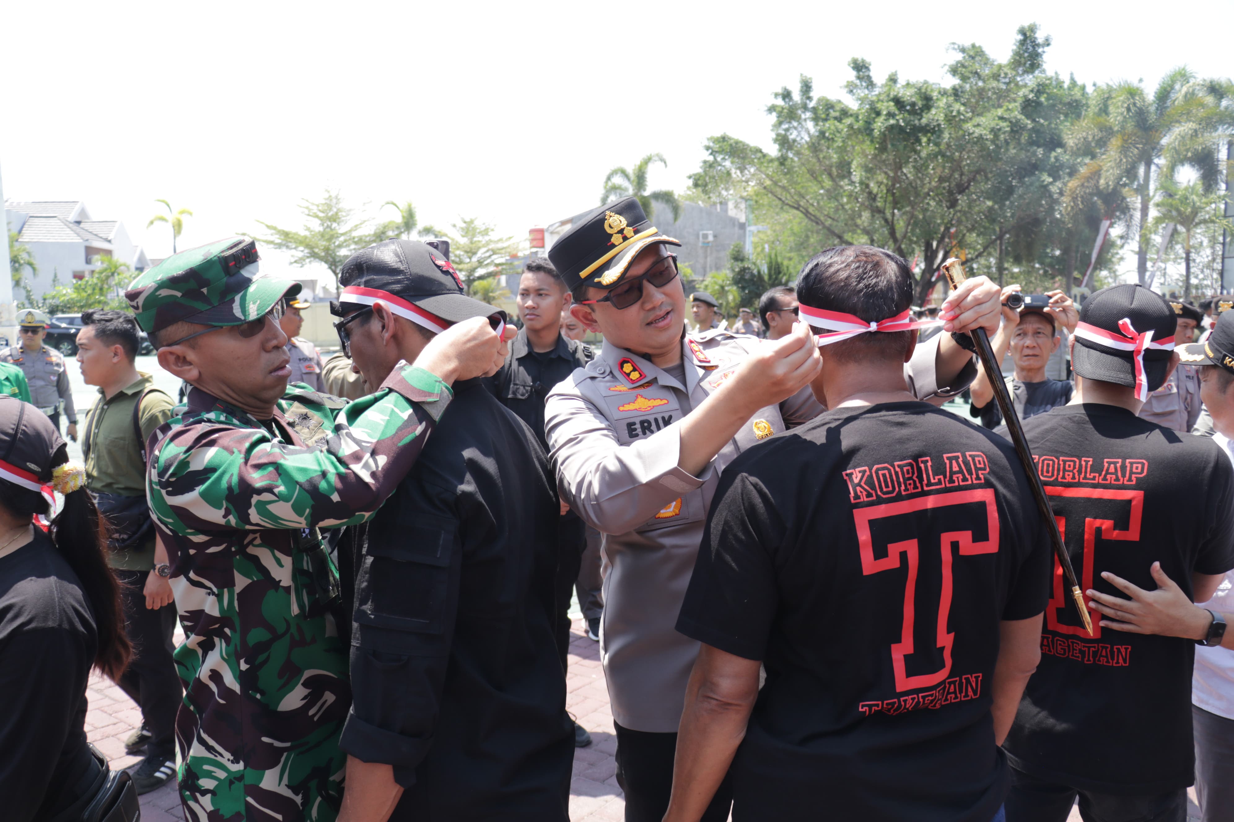 Ribuan Pendekar Dan Ormas Di Magetan Siap Bantu Polisi Jaga Kamtibmas