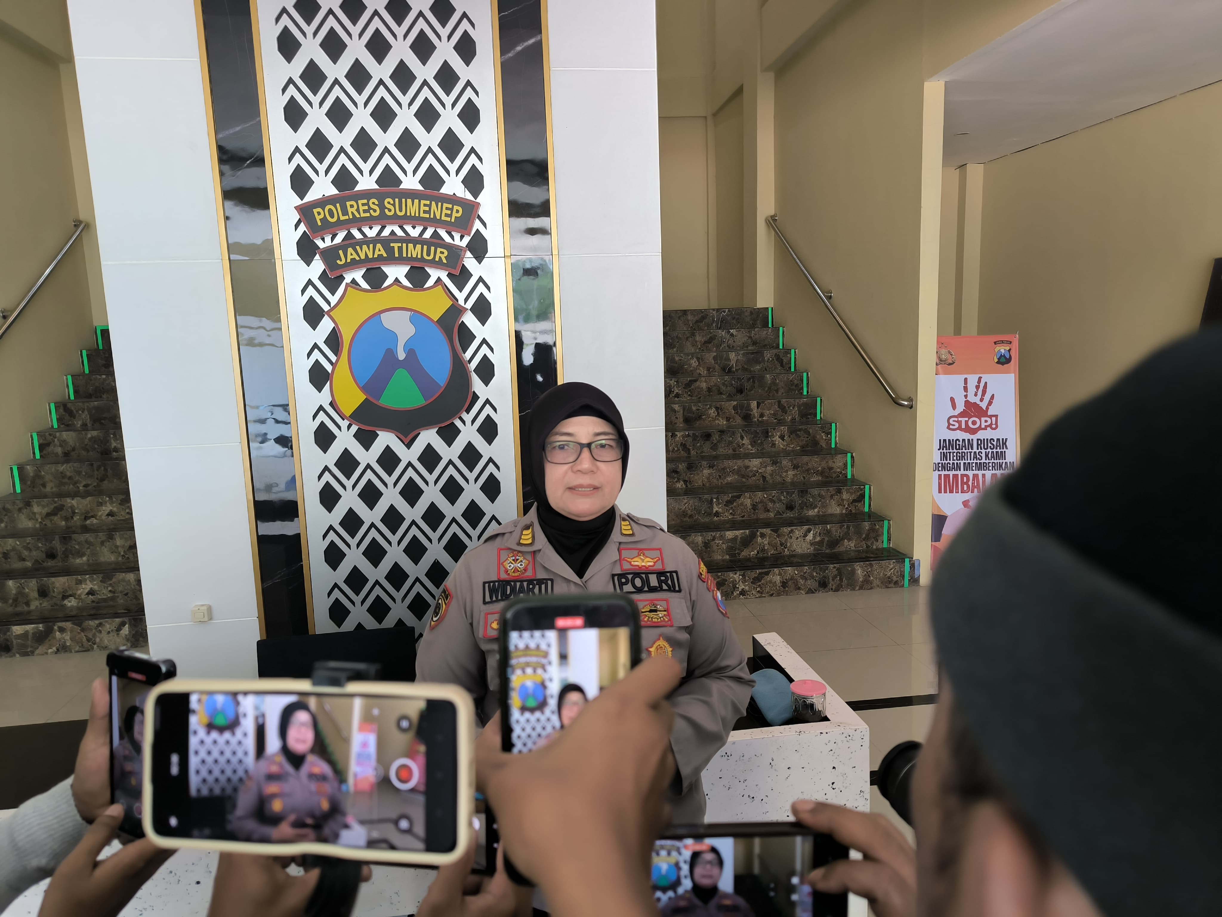 Polsek Kangean Tangani Kasus Penemuan Mayat Bayi Dalam Kardus Di Rumah