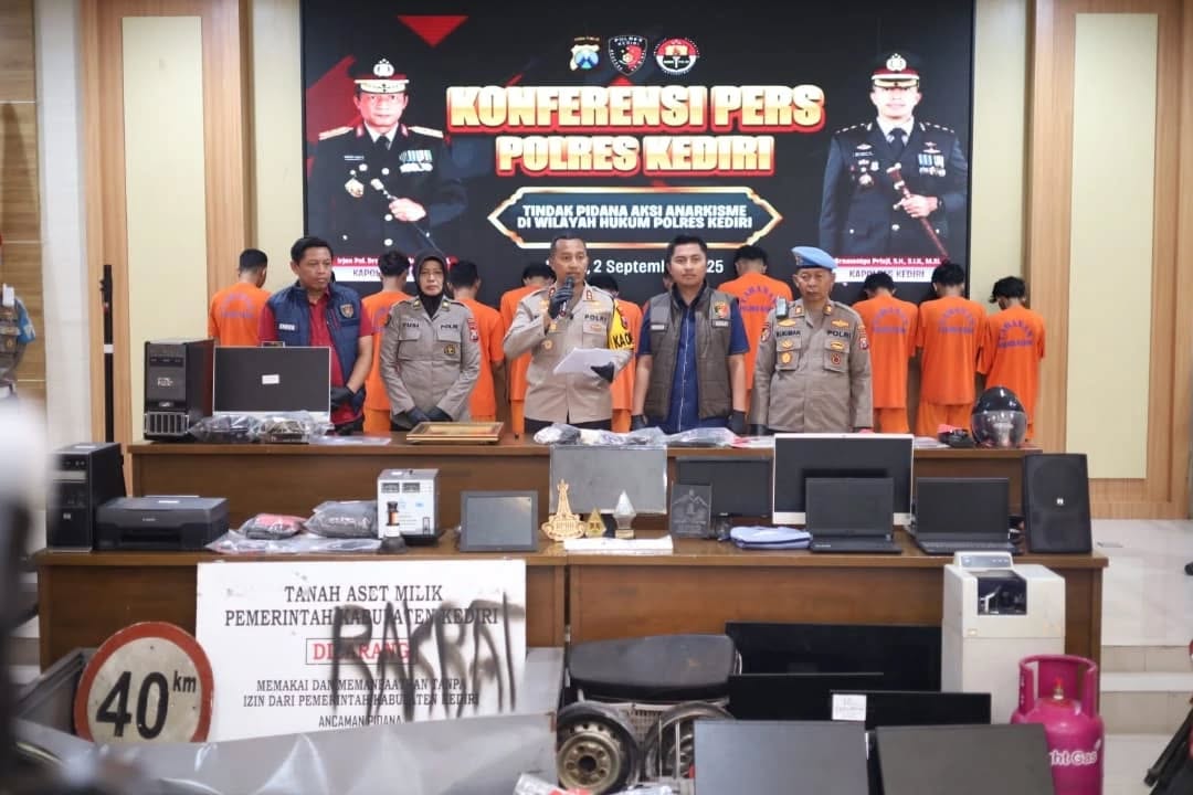 Polres Kediri Tetapkan 28 Tersangka Pengrusakan Dan Penjarahan Saat De