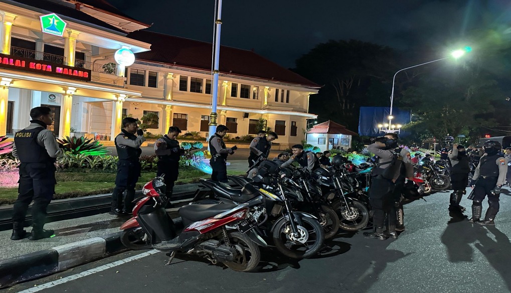 Cooling System: Polresta Malang Kota Patroli Kryd Sinergi Lintas Insta