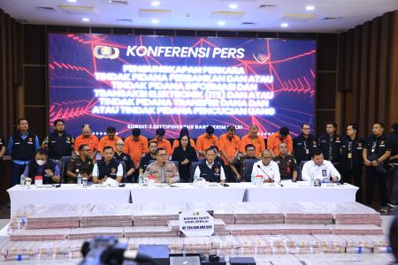 Bareskrim Polri Ungkap Sindikat Pembobolan Rekening Dormant Senilai Rp