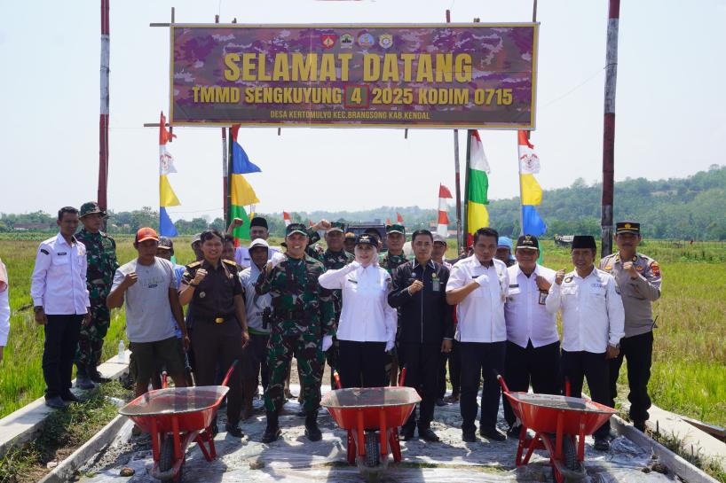 Tmmd Sengkuyung Iv Kodim 0715 kendal Bangun Jalan Penghubung Kertomuly