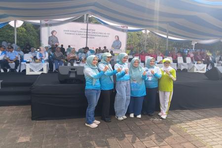 Puncak HKG PKK ke53 Bandung Barat Sinergi PKK Wujudkan Indonesia Emas 