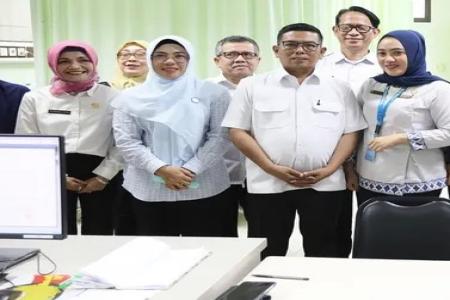 Gubernur Banten Kujungi RSUD Malingping Pastikan Warga Desil 17 Dapat