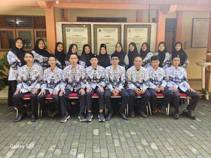 Smks Yplp Perwira Rayakan Hari Guru Nasional 2025 Dengan Penuh Apresia