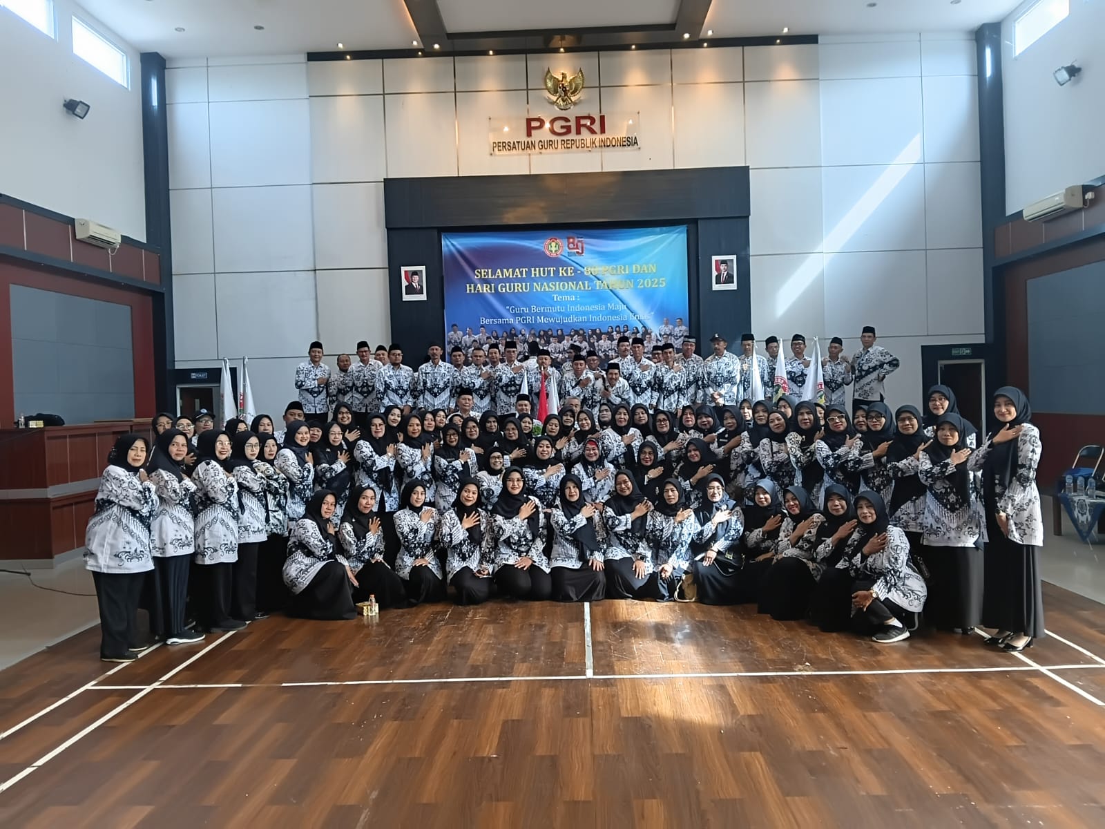 Acara Hari Guru Nasional 2025 Di Ngamprah Fokus Pada Guru Bermutu Untu