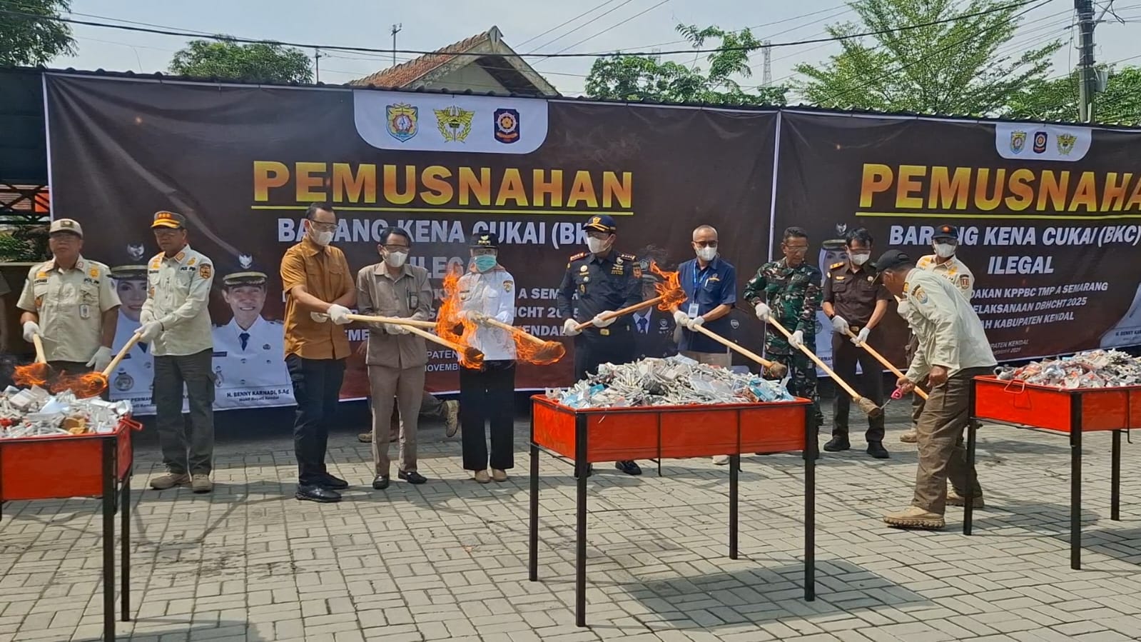Pembakaran 2,1 Juta Batang Rokok Jadi Sinyal Perang Terbuka Terhadap M