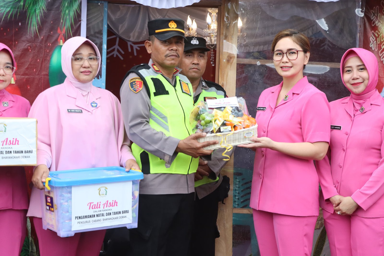 Bhayangkari Demak Beri Tali Asih, Kapolres Tekankan Kesiapsiagaan Pers