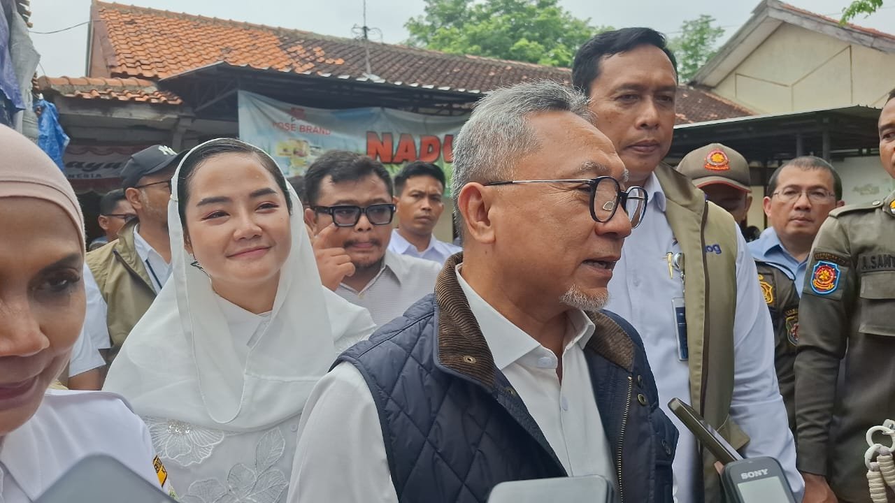 Turun Ke Pasar Kendal, Zulhas Klaim Harga Pangan Paling Rendah Di Jawa