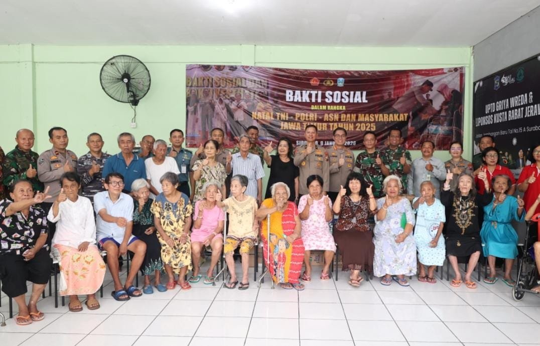 Polda Jatim Gelar Bakti Sosial Natal 2025, Salurkan Bantuan Ke Masyara