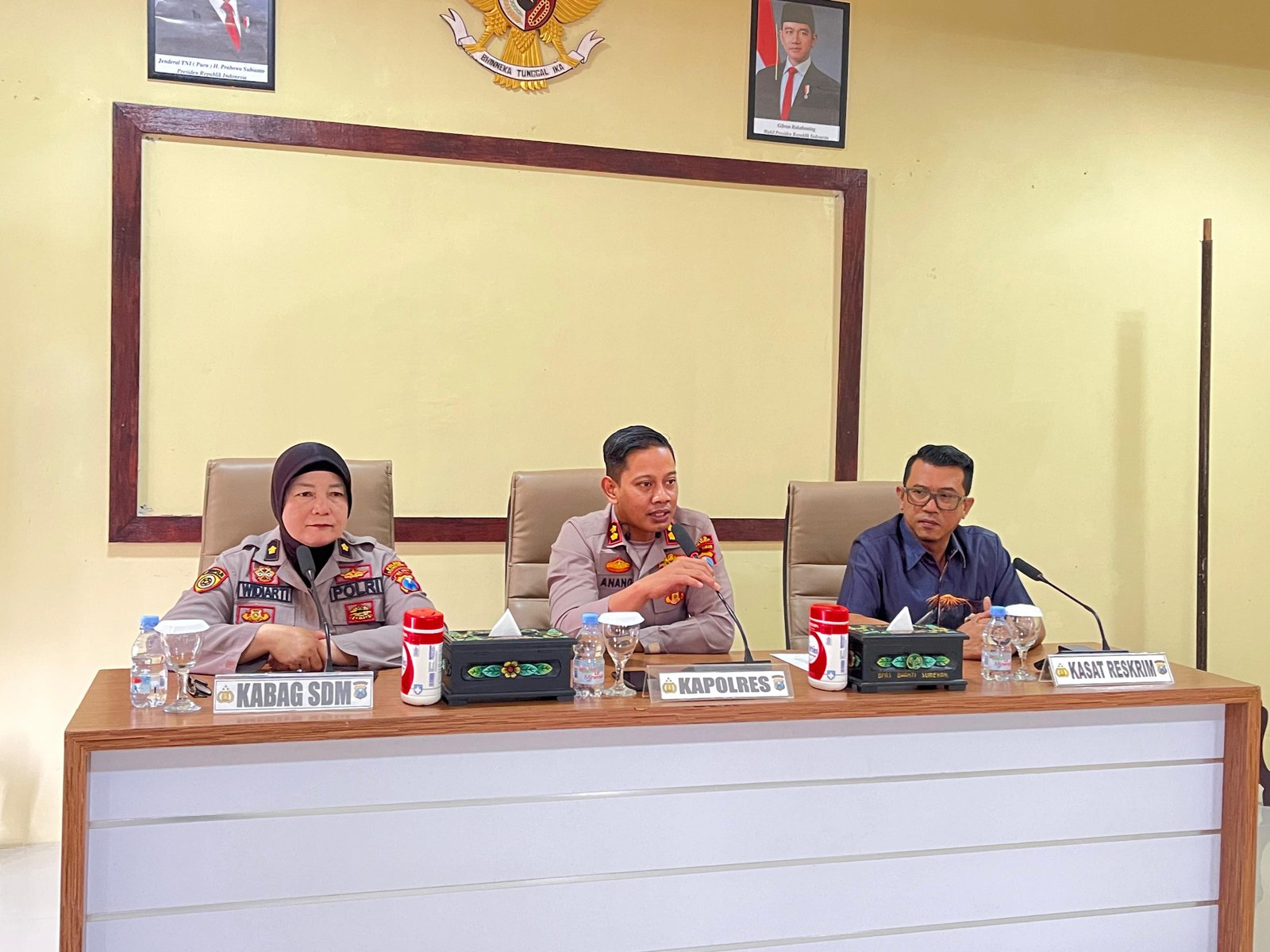 Komitmen Polri Bersih Narkoba Kapolres Sumenep Laksanakan Tes Urine Pe