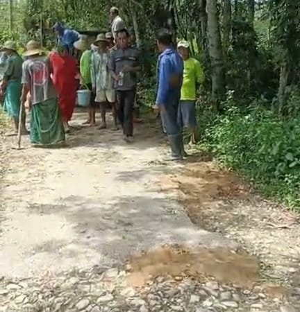 Belasan Tahun Tanpa Aspal Warga Campaka Sumenep Menjerit: Jalan Kabupa