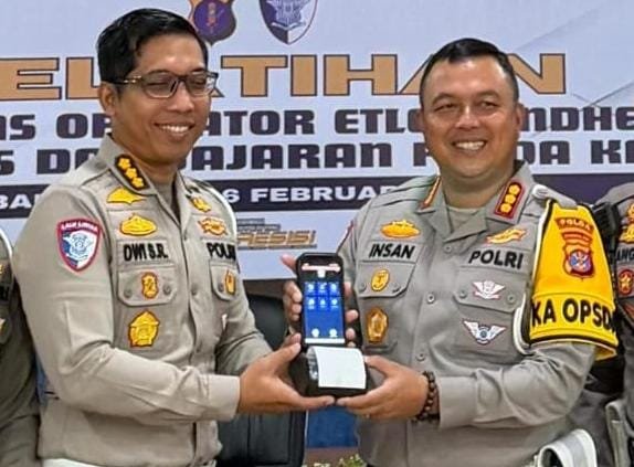 Etle Mobile Handheld Perkuat Modernisasi Penindakan Lalu Lintas Di Kal