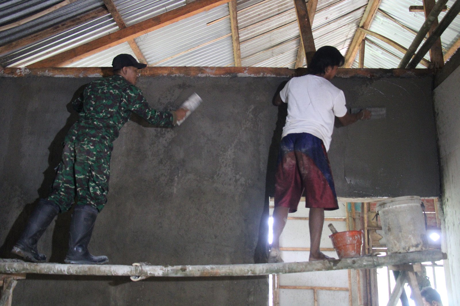 Dinding Bambu Rumah Agus Kini Berganti Tembok Kokoh Dalam Tmmd Purbali