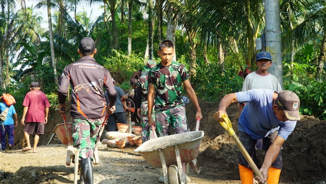 Pengerjaan Tmmd Berbuah, Jalan Desa Krangean Kini Diperkuat Rabat Beto