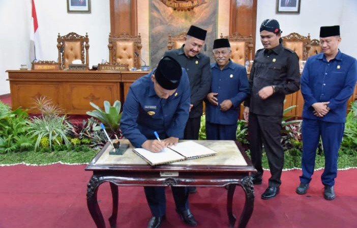 Dprd Tulung Agung Resmi Menyepakati Raperda Tentang Perubahan Apbd Tah