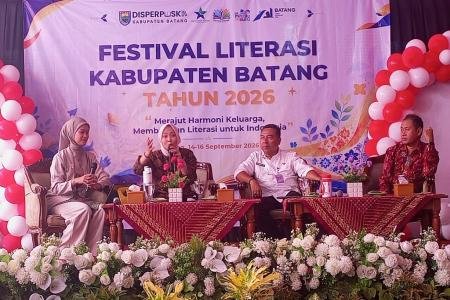 Festival Literasi Batang 2026 Gerakan Sak Minggu Sak Buku Perkuat Kara